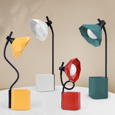 钻石头LED笔筒台灯护眼卧室床头阅读学习触摸夜灯