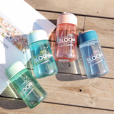 340ML创意简约BLOOM休闲塑料杯带茶隔便携随手杯