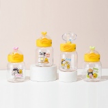 300ml女孩小鸭塑料杯清新可爱便携提手弹盖水杯