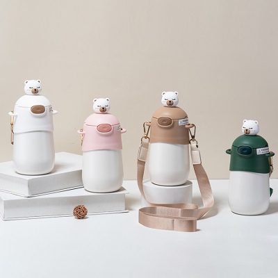 500ML时尚公仔DUKE熊吸管保温杯便携背带水杯子