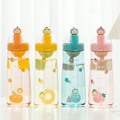 550ML卡通公仔果鸭鸭塑料杯可爱少女心便携弹盖水杯