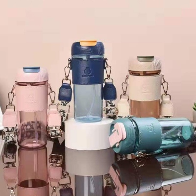 540ml可斯贝随行塑料杯一盖双饮两用吸管杯（彩盒）