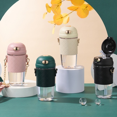 580ML果冻潮杯塑料杯弹跳盖背带便携随手杯 (彩盒）