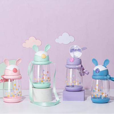 600ML花花兔耳朵塑料杯（彩盒）