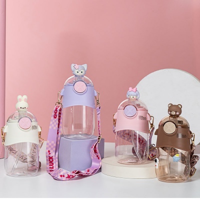 630ML软萌公仔吸管塑料杯高颜值男女生网红水壶（彩盒）