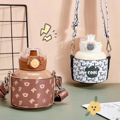 520ML泰迪熊直饮吊环保温杯