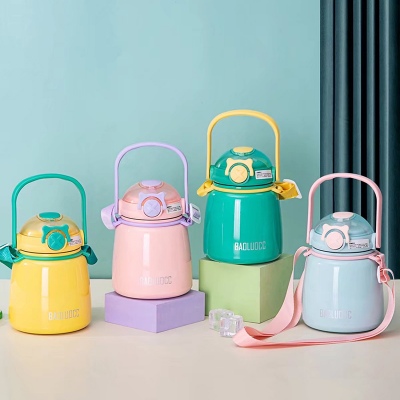 650ML背带提手小胖保温杯304不锈钢简约便携大肚杯