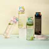 650MLVSK魔方随手塑料杯