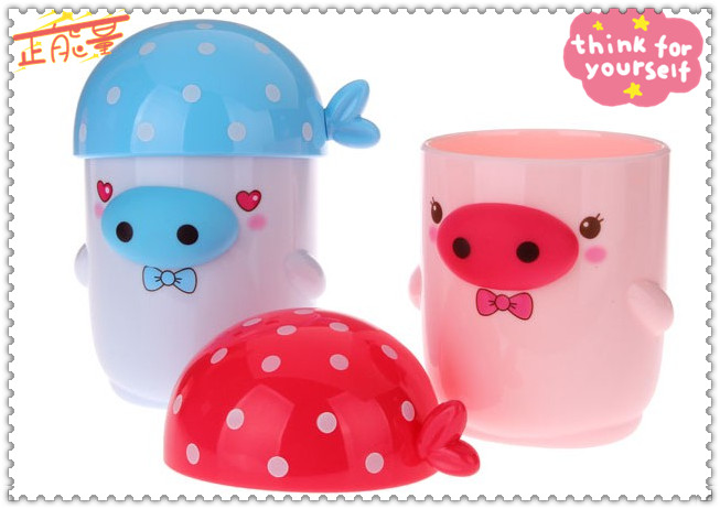 点击跳转到小猪水杯 带盖子卡通水杯