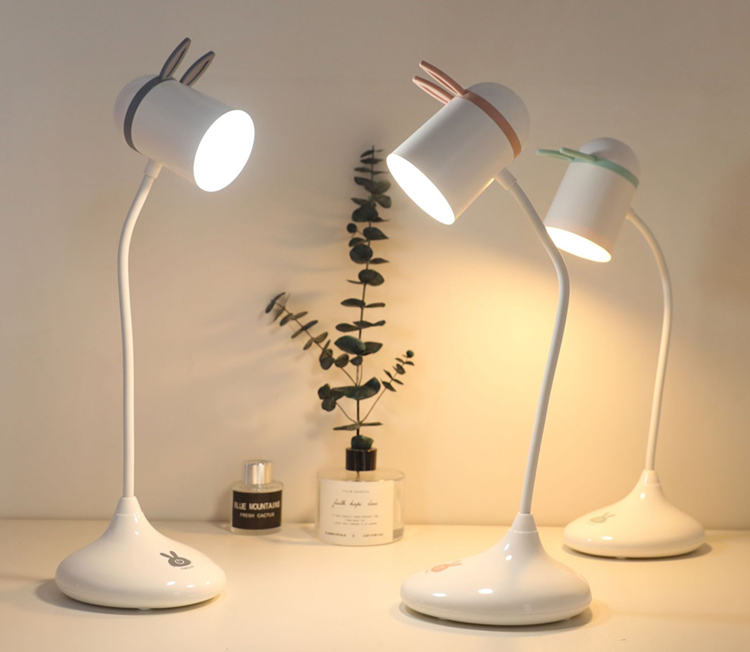 574兔子触摸感应台灯卧室床头灯儿童护眼学习LED灯