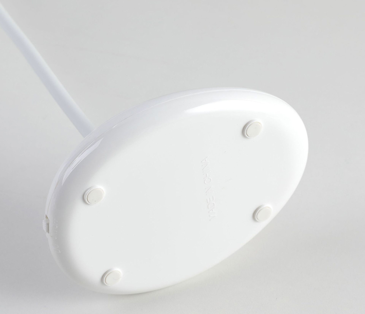 574兔子触摸感应台灯卧室床头灯儿童护眼学习LED灯