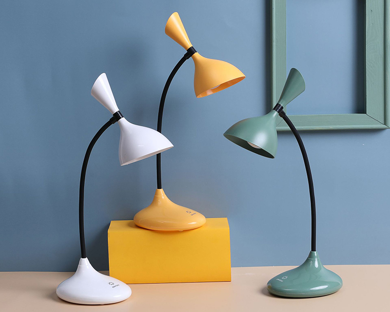 触摸感应台灯学生简约现代卧室宿舍护眼学习