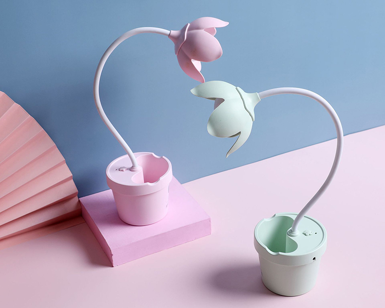 花朵笔筒台灯学生宿舍护眼学习两用创意个性