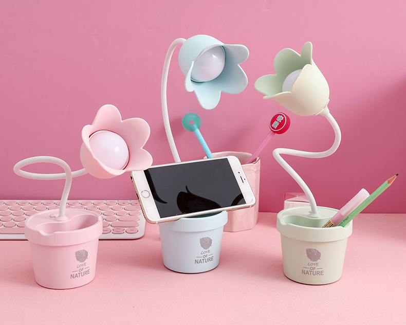 花朵笔筒台灯学生宿舍护眼学习两用创意个性