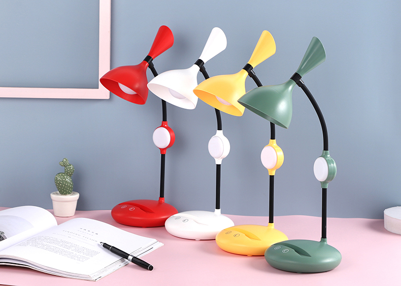 北欧风带夜灯触摸台灯护眼学生宿舍床头灯