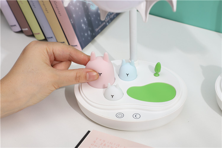花朵灯头软胶触摸台灯usb充电学生学习LED护眼灯