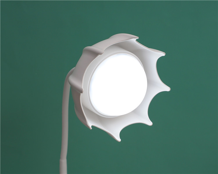 花朵灯头软胶触摸台灯usb充电学生学习LED护眼灯