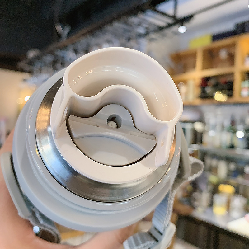 600ML大容量多功能背带水壶可爱斜跨少女心保温杯