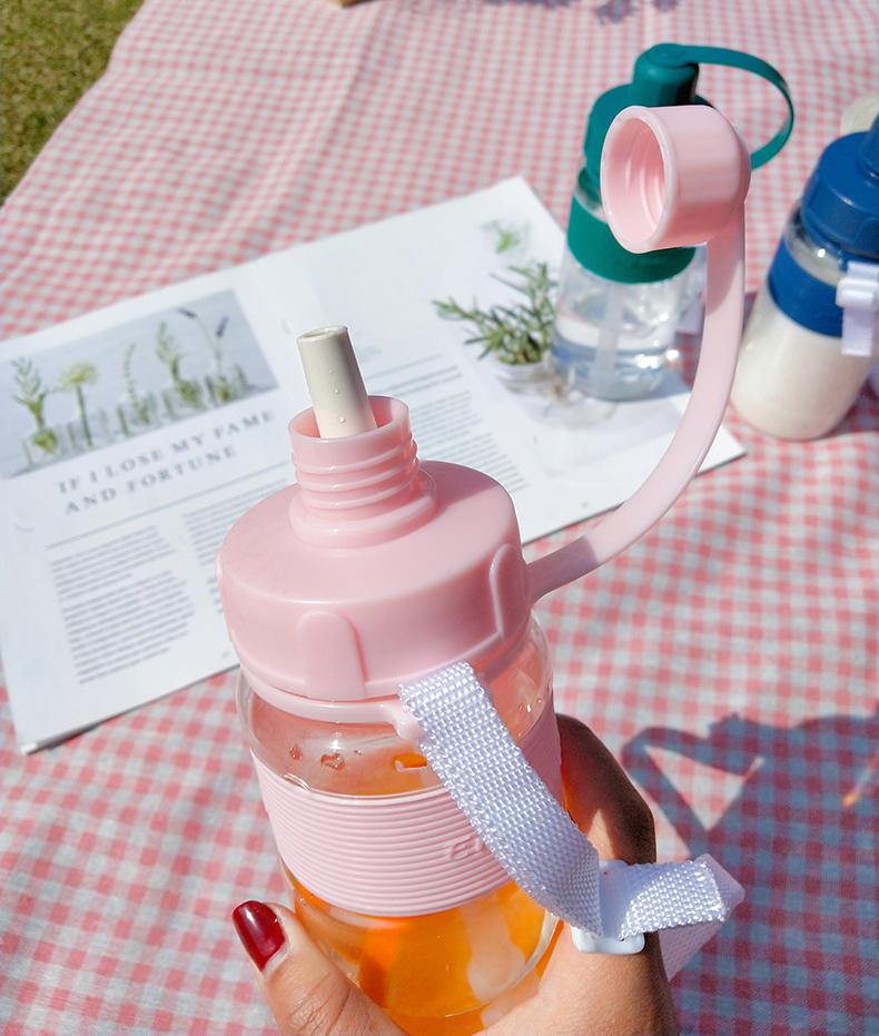 600ML简约清新太空手提塑料杯户外便携杯子旅行随手杯