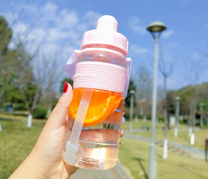 600ML简约清新太空手提塑料杯户外便携杯子旅行随手杯