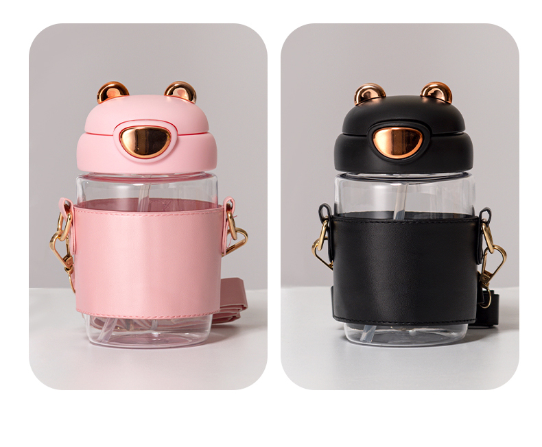 500ML可爱小熊吸管塑料杯弹跳盖手提背带便携随手杯