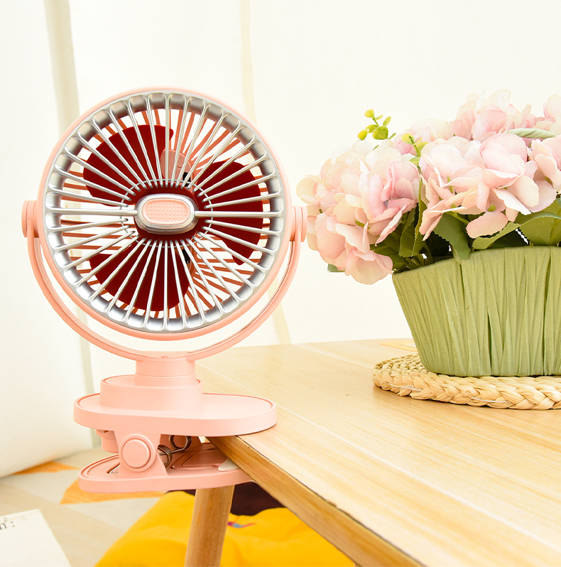 夹子摇头灯光风扇