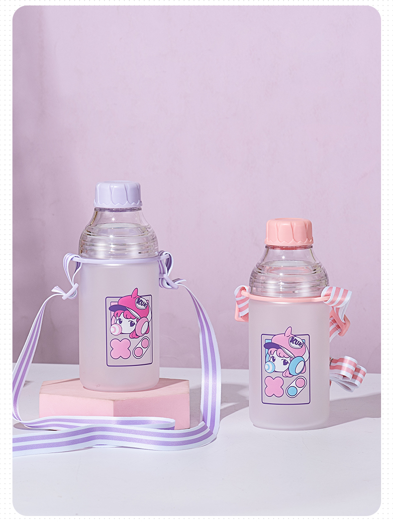 450ML亿本物语青春太空塑料杯便携背带水杯（彩盒）