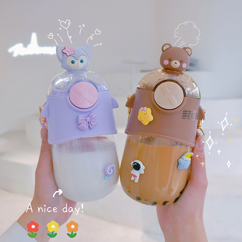 630ML软萌公仔吸管塑料杯高颜值男女生网红水壶（彩盒）