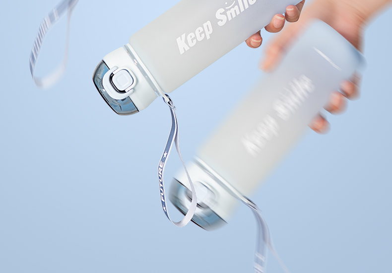 590ML亿本夕岚太空塑料杯户外运动便携水杯（OPP袋）