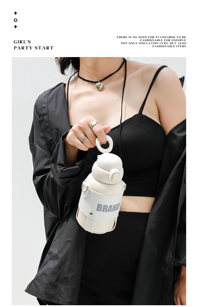 600ML轻奢弹跳吸管保温杯