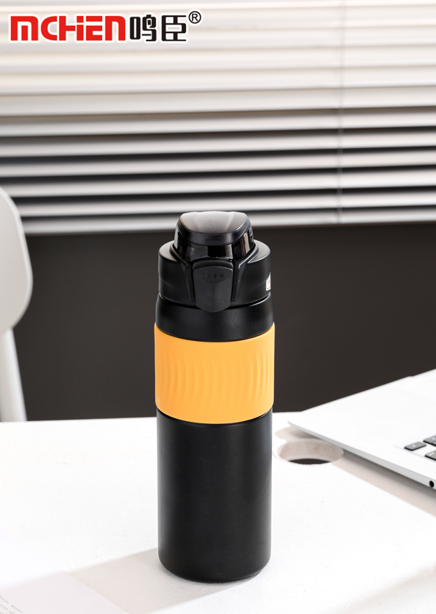 600ML金刚提环保温杯