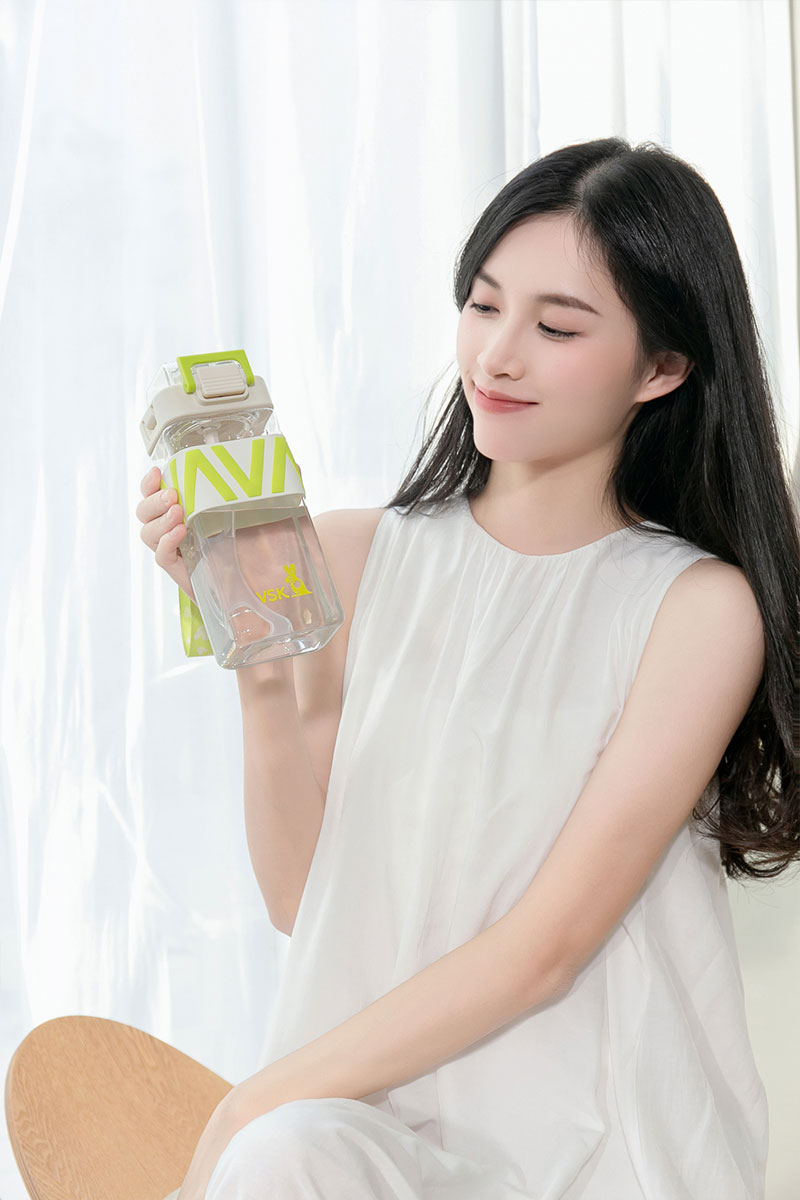 650ML VSK小方扁形塑料壶