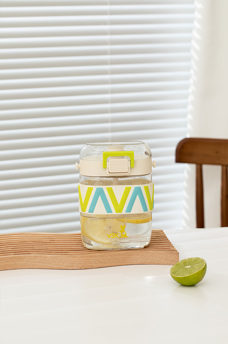 640ML VSK小方扁形塑料壶