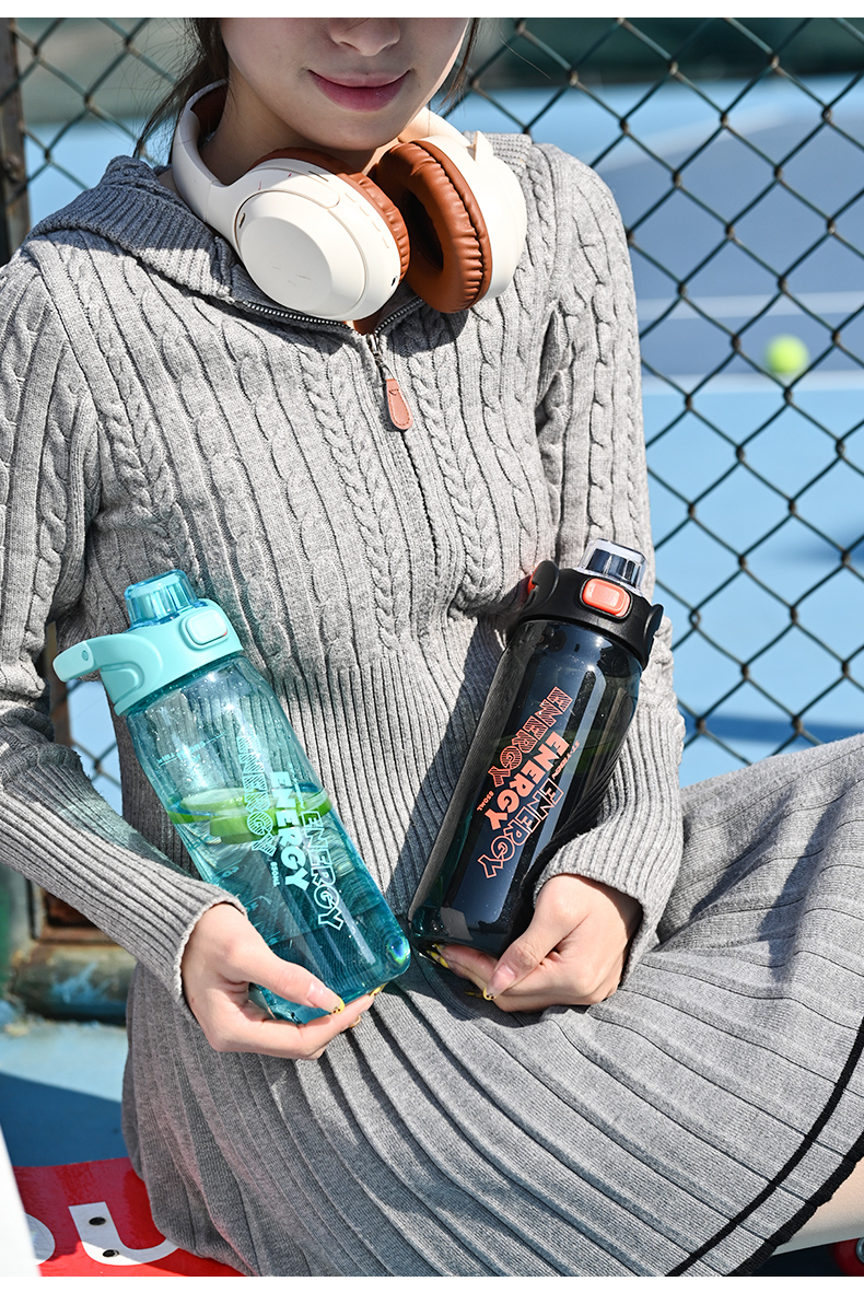 720ML亿本卓诚太空杯